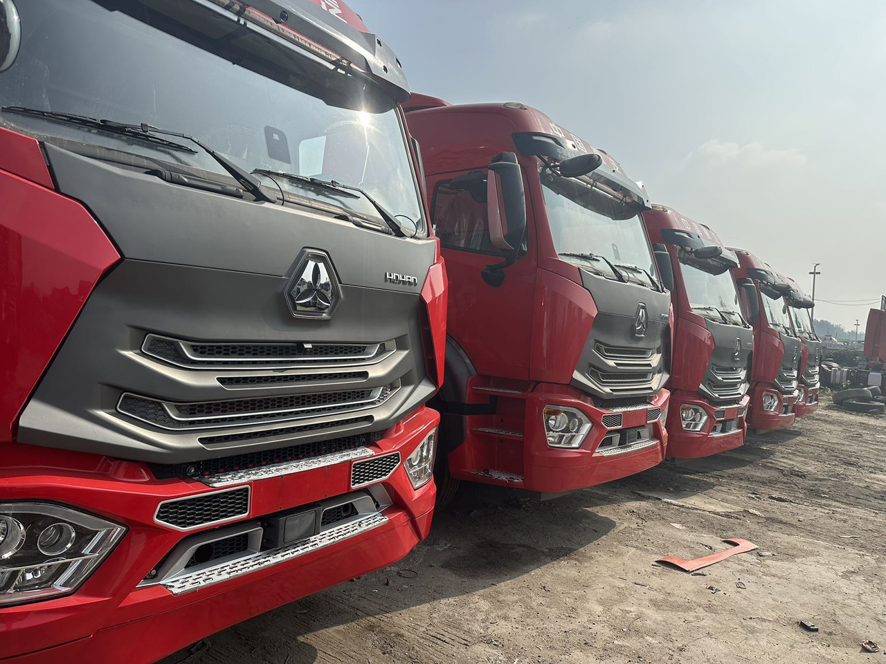 SINOTRUCK HAOHAN - وحدة جر: صورة 2 SINOTRUCK HAOHAN - وحدة جر: صورة 2