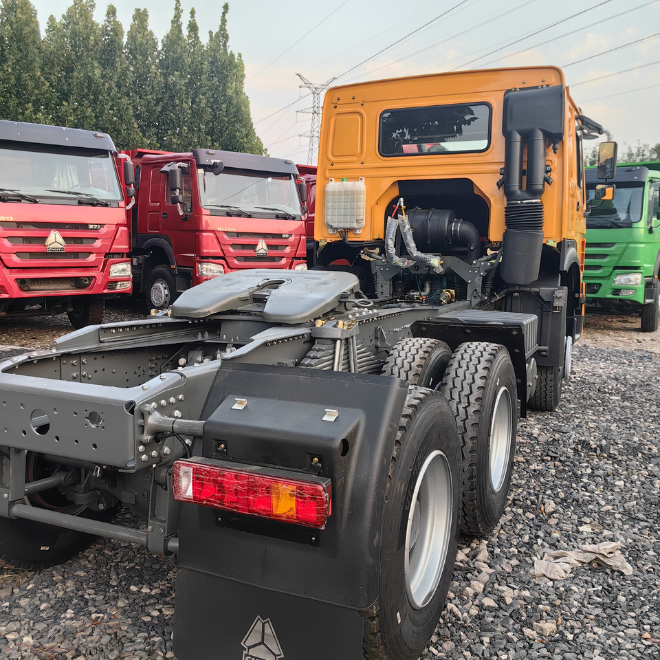 SINOTRUCK HOWO TRACTOR - وحدة جر: صورة 4 SINOTRUCK HOWO TRACTOR - وحدة جر: صورة 4