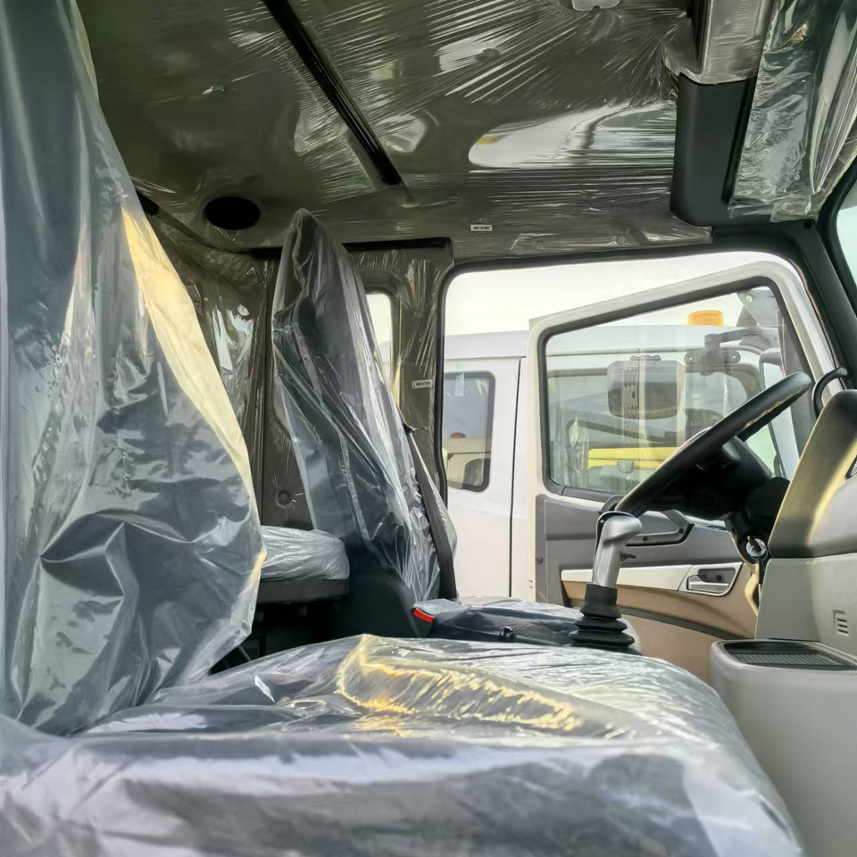 SINOTRUCK HOWO - وحدة جر: صورة 3 SINOTRUCK HOWO - وحدة جر: صورة 3