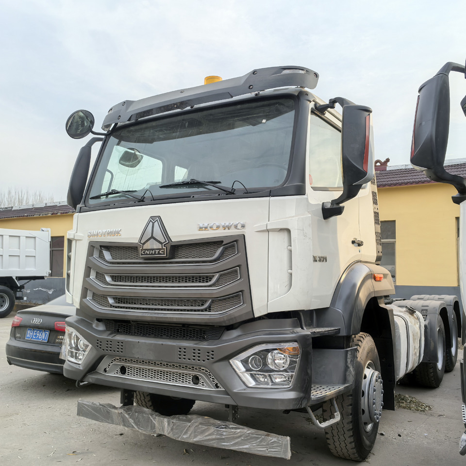 SINOTRUCK HOWO - وحدة جر: صورة 1 SINOTRUCK HOWO - وحدة جر: صورة 1