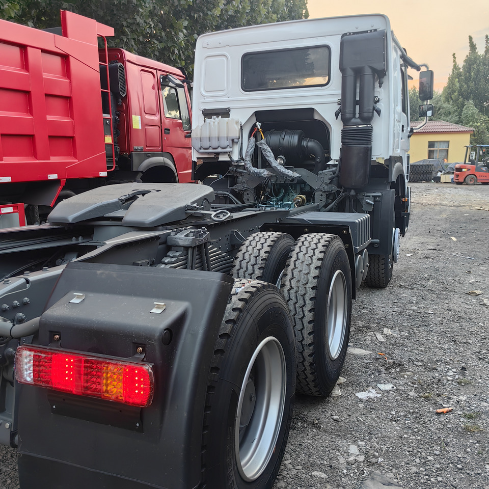 SINOTRUCK HOWO - وحدة جر: صورة 4 SINOTRUCK HOWO - وحدة جر: صورة 4
