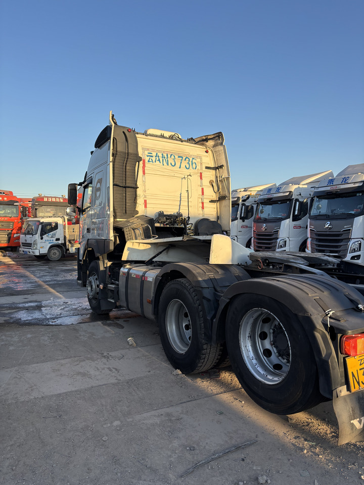 VOLVO - وحدة جر: صورة 3 VOLVO - وحدة جر: صورة 3
