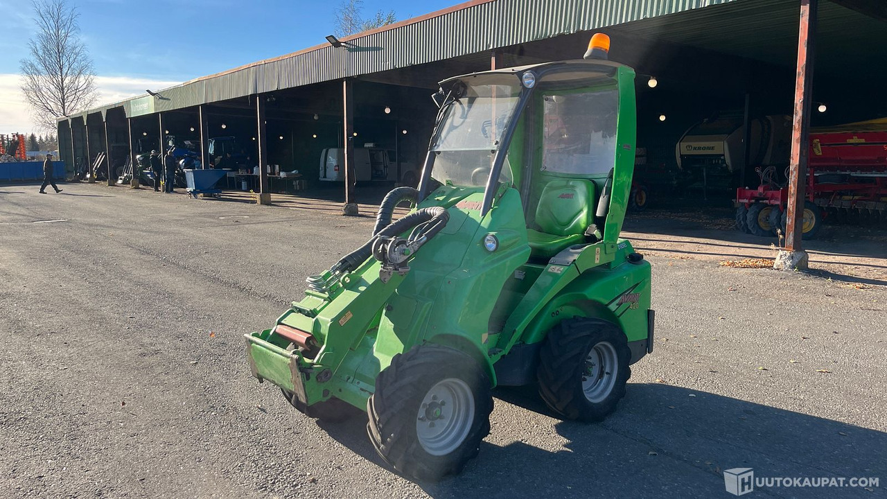 Avant 420, 2012, MTK25, Kouvola - لودر مفصلي صغير: صورة 5 Avant 420, 2012, MTK25, Kouvola - لودر مفصلي صغير: صورة 5