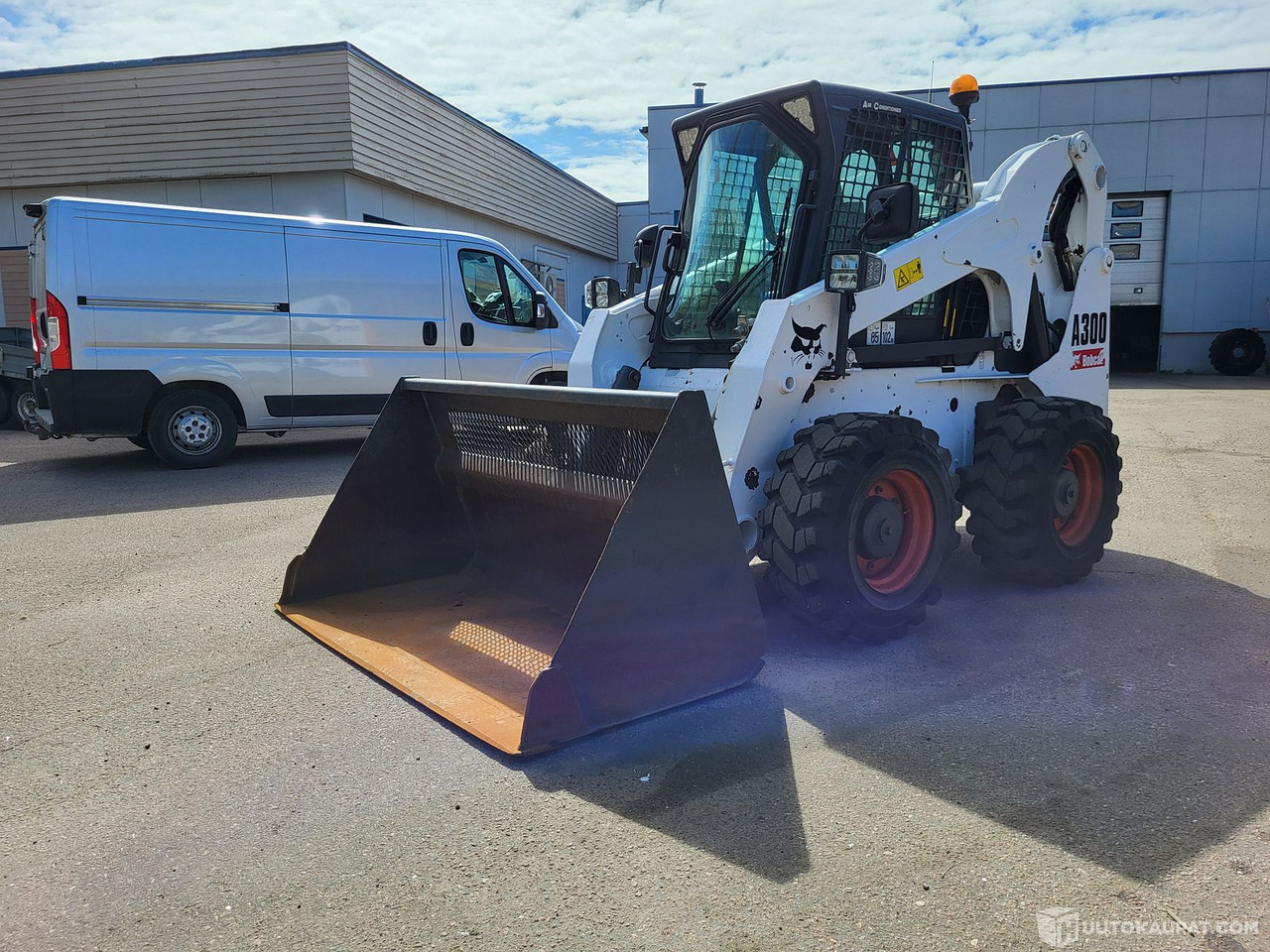 Bobcat A300, liukuohjattava kuormaaja, nelipyöräohjaus,, Kouvola - شيول صغير: صورة 5 Bobcat A300, liukuohjattava kuormaaja, nelipyöräohjaus,, Kouvola - شيول صغير: صورة 5
