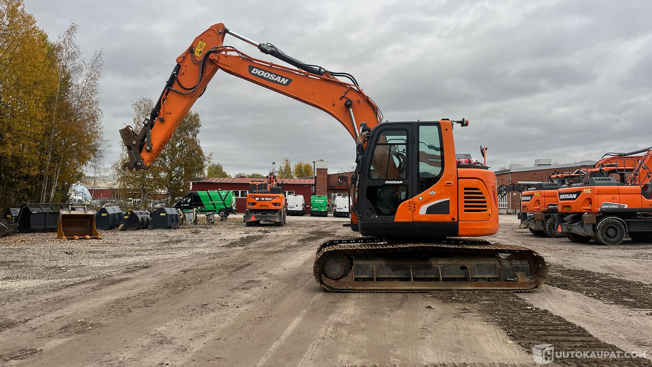 Doosan DX140LCR-5, 2020, telakaivinkone, Vantaa - حفار زحاف: صورة 2 Doosan DX140LCR-5, 2020, telakaivinkone, Vantaa - حفار زحاف: صورة 2