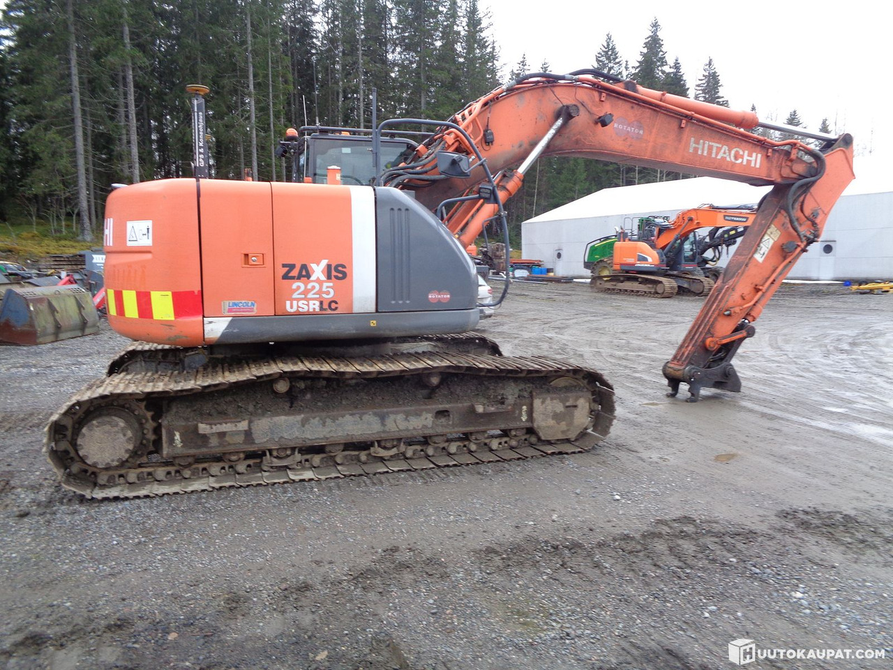 Hitachi ZX 225, 2011, Loimaa - حفار زحاف: صورة 5 Hitachi ZX 225, 2011, Loimaa - حفار زحاف: صورة 5