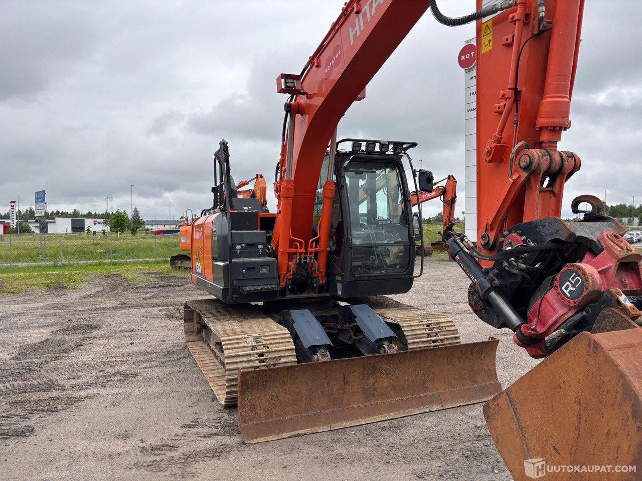 Hitachi ZX130-6, 2017, Lieto - آلات البناء: صورة 4 Hitachi ZX130-6, 2017, Lieto - آلات البناء: صورة 4