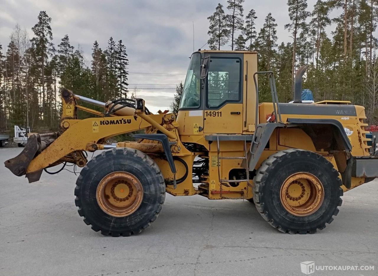 Komatsu WA 380-3H, 1999, Diesel, 15 880 h Pyöräkuormaaja, Leppävirta - اللودر بعجل: صورة 1 Komatsu WA 380-3H, 1999, Diesel, 15 880 h Pyöräkuormaaja, Leppävirta - اللودر بعجل: صورة 1