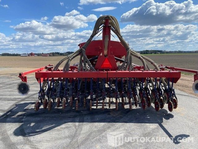 Krause Caddy 3T, 2008 kylvökone, Huittinen - آلة البذر: صورة 5 Krause Caddy 3T, 2008 kylvökone, Huittinen - آلة البذر: صورة 5