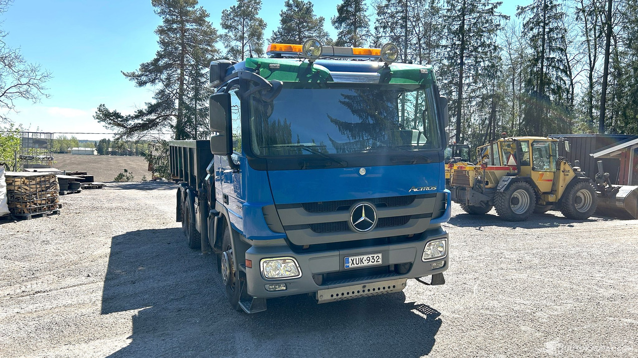 Kuorma-auto Mercedes-Benz Actros 2532, vm. 2009, kympitetty pilkki ja vaijerilaitteet, Lieto - شاحنة ذات خطاف, شاحنة كرين: صورة 3 Kuorma-auto Mercedes-Benz Actros 2532, vm. 2009, kympitetty pilkki ja vaijerilaitteet, Lieto - شاحنة ذات خطاف, شاحنة كرين: صورة 3