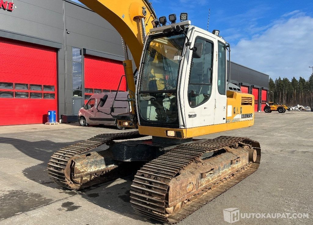 Liebherr 904 / Engcon, Kauha, Rasvari, Lämmitin, 2004, 20 987 h Kaivinkone, Ilmajoki - حفار زحاف: صورة 2 Liebherr 904 / Engcon, Kauha, Rasvari, Lämmitin, 2004, 20 987 h Kaivinkone, Ilmajoki - حفار زحاف: صورة 2