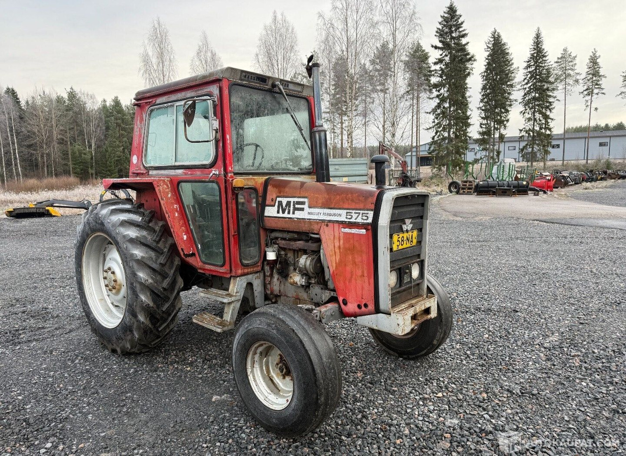 Massey Ferguson 575 MP, 1980, 3.9 l, Diesel Traktori, Virrat - جرار: صورة 5 Massey Ferguson 575 MP, 1980, 3.9 l, Diesel Traktori, Virrat - جرار: صورة 5