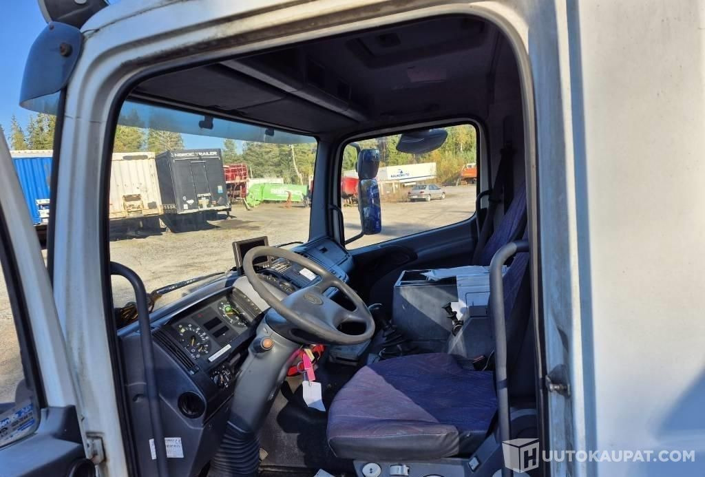 Mercedes-Benz Atego 1223 umpikori+pl nostin, 2003, 323 000 km, Forssa - شاحنة مقفلة: صورة 5 Mercedes-Benz Atego 1223 umpikori+pl nostin, 2003, 323 000 km, Forssa - شاحنة مقفلة: صورة 5