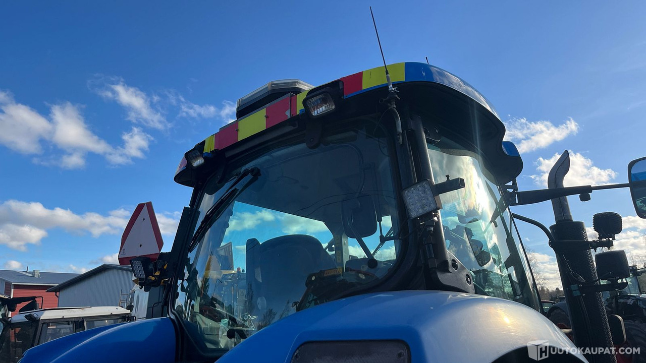 New Holland 6080, 2010, 9 000 h, AURAUSVARUSTUS, Kouvola - جرار: صورة 5 New Holland 6080, 2010, 9 000 h, AURAUSVARUSTUS, Kouvola - جرار: صورة 5