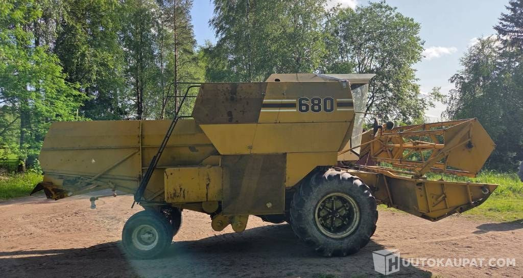 Sampo-Rosenlew 680, 1985, MTK25, Parkano - حصادة موحَّدة: صورة 5 Sampo-Rosenlew 680, 1985, MTK25, Parkano - حصادة موحَّدة: صورة 5