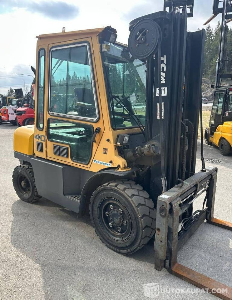 TCM FD40T8, 1999, 4 735 h, Lempäälä - آلات البناء: صورة 3 TCM FD40T8, 1999, 4 735 h, Lempäälä - آلات البناء: صورة 3
