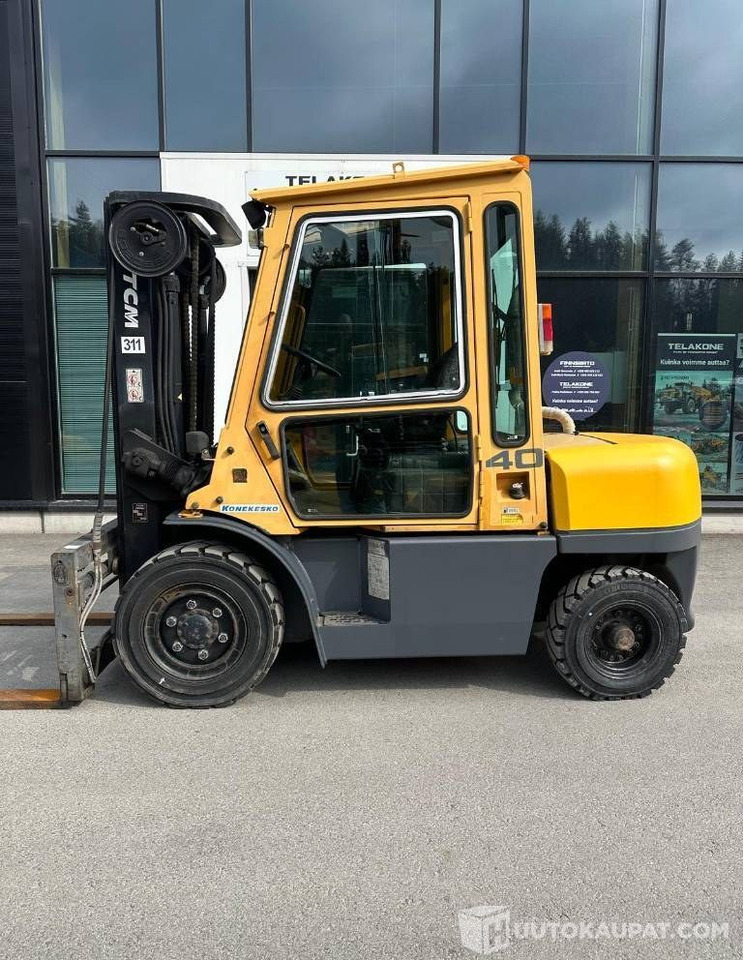 TCM FD40T8, 1999, 4 735 h, Lempäälä - آلات البناء: صورة 1 TCM FD40T8, 1999, 4 735 h, Lempäälä - آلات البناء: صورة 1