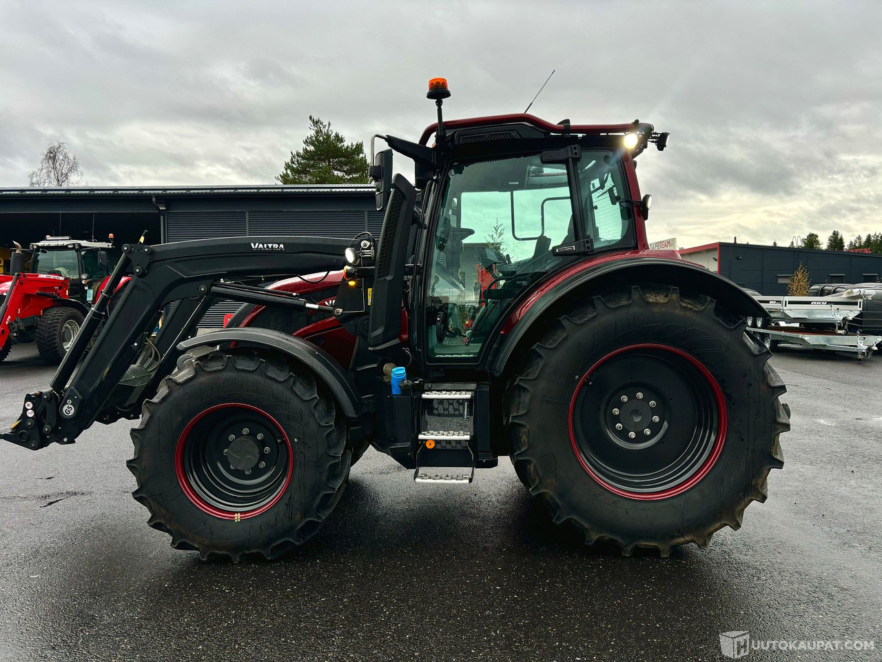 Valtra N175 traktori, 2024, vain 360h!! MTK25, Kempele - جرار: صورة 3 Valtra N175 traktori, 2024, vain 360h!! MTK25, Kempele - جرار: صورة 3