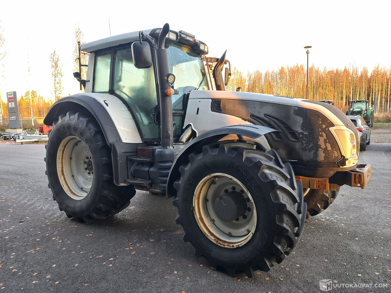 Valtra T213 VERSU, 2013, 11 100 h, Joensuu - جرار: صورة 2 Valtra T213 VERSU, 2013, 11 100 h, Joensuu - جرار: صورة 2
