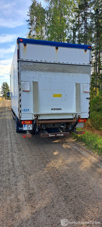 Volvo FL 220, 2000 Umpikorinen kuorma-auto, Kruunupyy - شاحنة مقفلة: صورة 3 Volvo FL 220, 2000 Umpikorinen kuorma-auto, Kruunupyy - شاحنة مقفلة: صورة 3