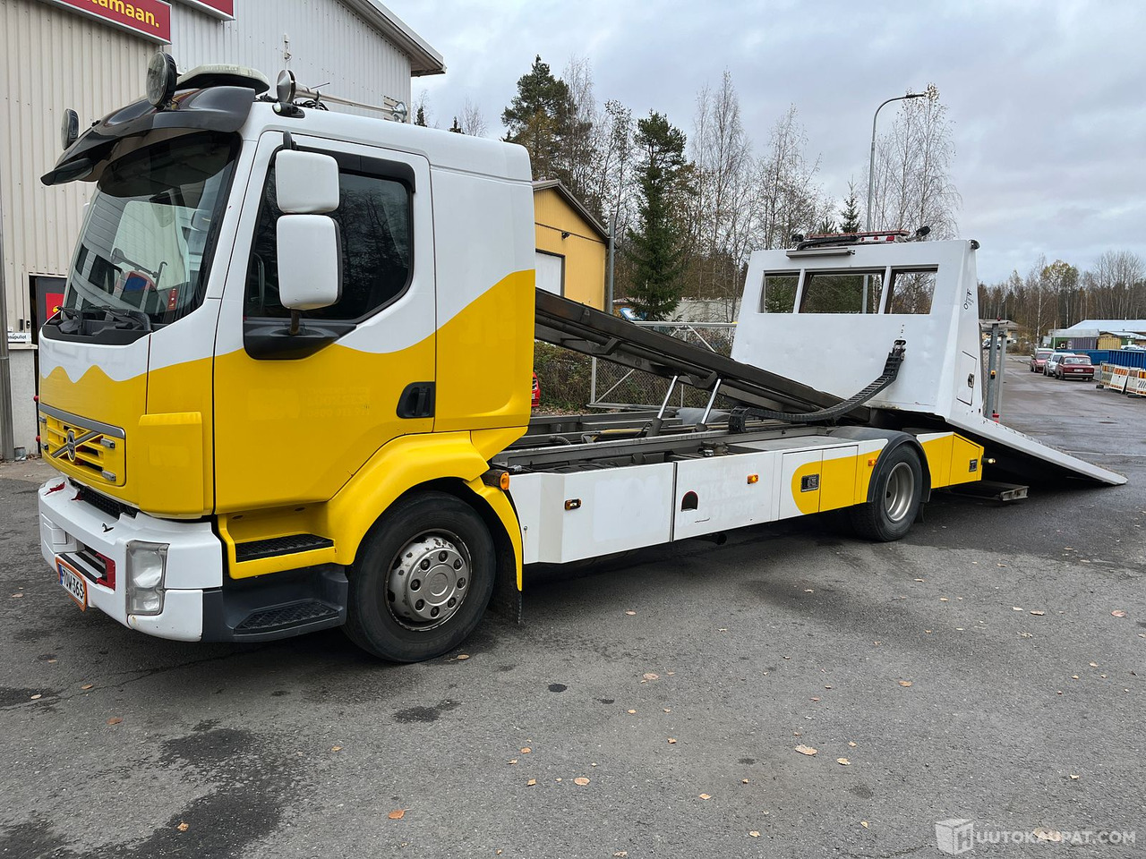 Volvo FLL42 hinausauto, 2012, 7.0 l, Diesel, 649 000 km, Tampere - شاحنة سحب: صورة 1 Volvo FLL42 hinausauto, 2012, 7.0 l, Diesel, 649 000 km, Tampere - شاحنة سحب: صورة 1