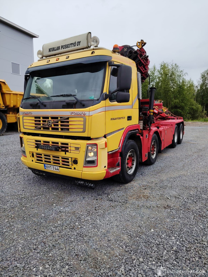 Volvo FM 12, 2005 + Hiab nosturi, Alavus - شاحنة: صورة 3 Volvo FM 12, 2005 + Hiab nosturi, Alavus - شاحنة: صورة 3