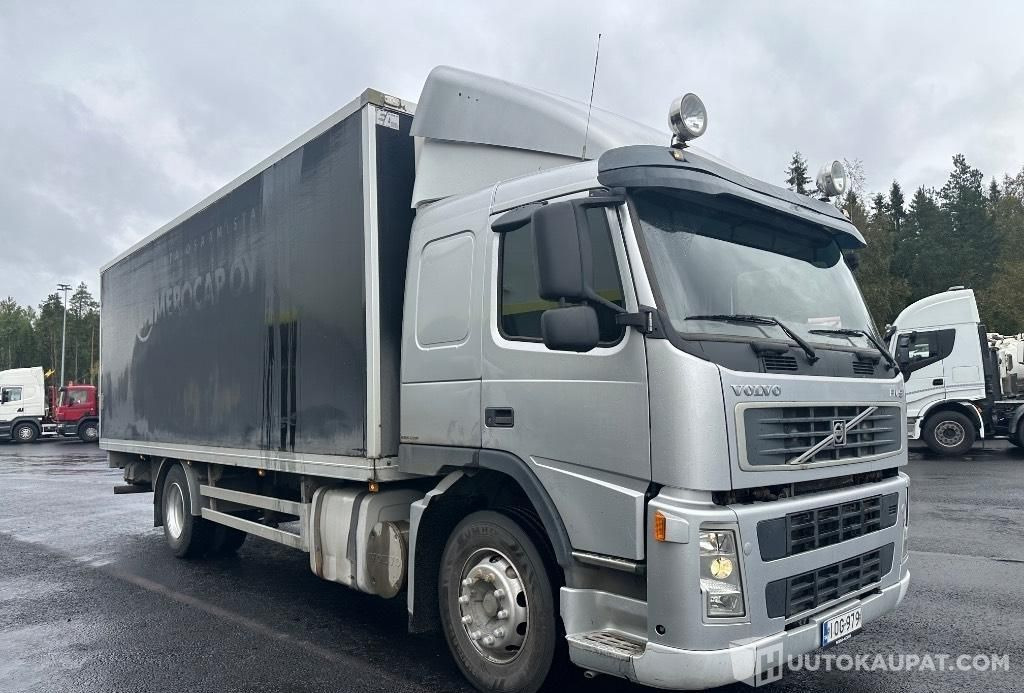 Volvo FM9 300 4x2, 2003, Pirkkala - شاحنة مقفلة: صورة 3 Volvo FM9 300 4x2, 2003, Pirkkala - شاحنة مقفلة: صورة 3