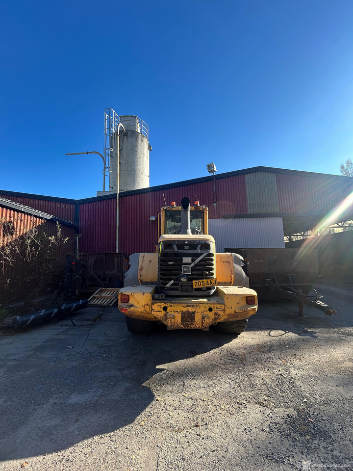 Volvo L110E, 2003, Ylöjärvi - اللودر بعجل: صورة 3 Volvo L110E, 2003, Ylöjärvi - اللودر بعجل: صورة 3