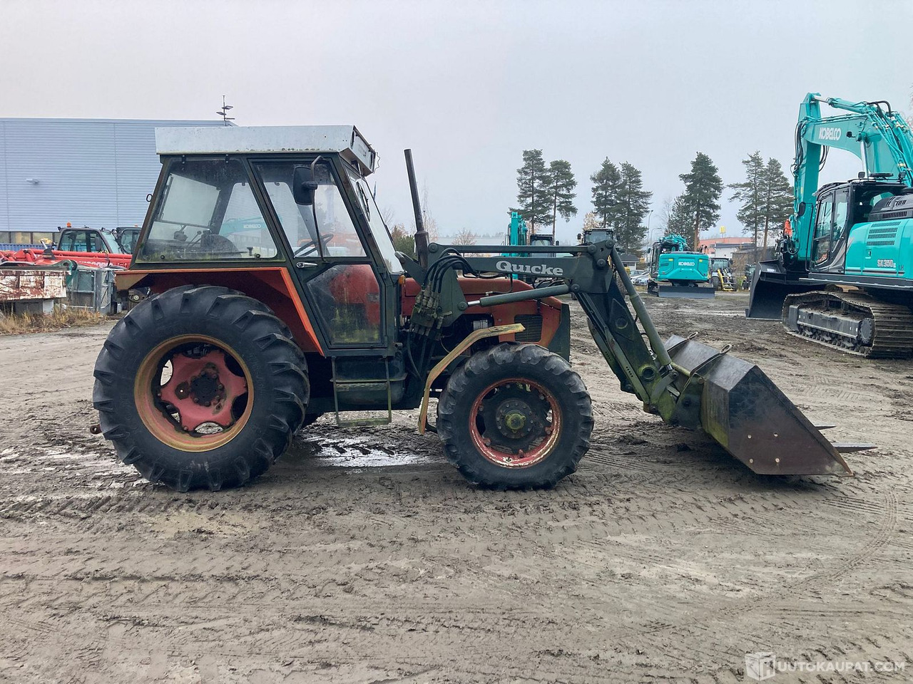 Zetor 7245, Nelivetotraktori, 1985, Marginaaliverollinen, Seinäjoki - جرار: صورة 4 Zetor 7245, Nelivetotraktori, 1985, Marginaaliverollinen, Seinäjoki - جرار: صورة 4