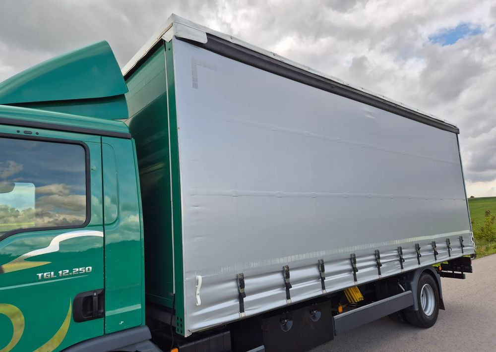 MAN TGL 12.250 6.2m AUTOMAT KLIMA z Niemiec ESP nowe opony EURO 6 / 4.75 rozstaw / zawiesie na wózek widłowy / TOP STAN / okazja nauka jazdy MOŻLIWOŚĆ DOSTOSOWANIA 12t - شاحنة ستارة: صورة 4 MAN TGL 12.250 6.2m AUTOMAT KLIMA z Niemiec ESP nowe opony EURO 6 / 4.75 rozstaw / zawiesie na wózek widłowy / TOP STAN / okazja nauka jazdy MOŻLIWOŚĆ DOSTOSOWANIA 12t - شاحنة ستارة: صورة 4