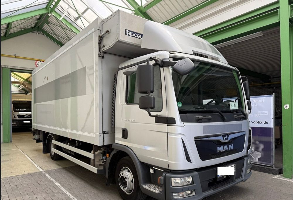 MAN TGL 12.250 6.3m AUTOMAT KLIMA z Niemiec ESP EURO 6 / 4.3 rozstaw / Chlodnia FRIGOBLOCK / TOP STAN / okazja nauka jazdy MOŻLIWOŚĆ DOSTOSOWANIA 12t - شاحنة الفريزر: صورة 1 MAN TGL 12.250 6.3m AUTOMAT KLIMA z Niemiec ESP EURO 6 / 4.3 rozstaw / Chlodnia FRIGOBLOCK / TOP STAN / okazja nauka jazdy MOŻLIWOŚĆ DOSTOSOWANIA 12t - شاحنة الفريزر: صورة 1