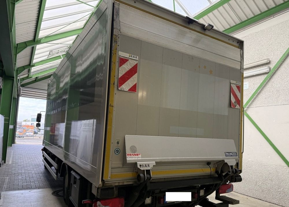 MAN TGL 12.250 6.3m AUTOMAT KLIMA z Niemiec ESP EURO 6 / 4.3 rozstaw / Chlodnia FRIGOBLOCK / TOP STAN / okazja nauka jazdy MOŻLIWOŚĆ DOSTOSOWANIA 12t - شاحنة الفريزر: صورة 4 MAN TGL 12.250 6.3m AUTOMAT KLIMA z Niemiec ESP EURO 6 / 4.3 rozstaw / Chlodnia FRIGOBLOCK / TOP STAN / okazja nauka jazdy MOŻLIWOŚĆ DOSTOSOWANIA 12t - شاحنة الفريزر: صورة 4