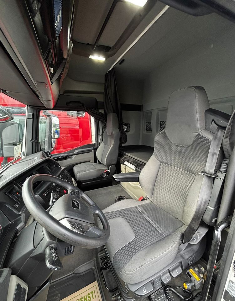 MAN TGS 18.470 NAUKA JAZDY STANDARD 4x2 / TGX 18.360 400 510 460 500 TOP STAN / ŚWIEŻO SPROWADZONY - وحدة جر: صورة 5 MAN TGS 18.470 NAUKA JAZDY STANDARD 4x2 / TGX 18.360 400 510 460 500 TOP STAN / ŚWIEŻO SPROWADZONY - وحدة جر: صورة 5