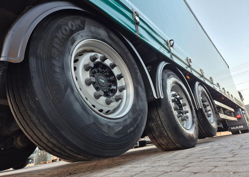 Schmitz Cargobull Standard 2018 2x oś podnoszona podnoszony dach z Niemiec / OŚ PODNOSZONA / ładne opony / nowa plandeka / od pierwszego właściciela / OKAZJA - نصف مقطورة ستارة: صورة 3 Schmitz Cargobull Standard 2018 2x oś podnoszona podnoszony dach z Niemiec / OŚ PODNOSZONA / ładne opony / nowa plandeka / od pierwszego właściciela / OKAZJA - نصف مقطورة ستارة: صورة 3