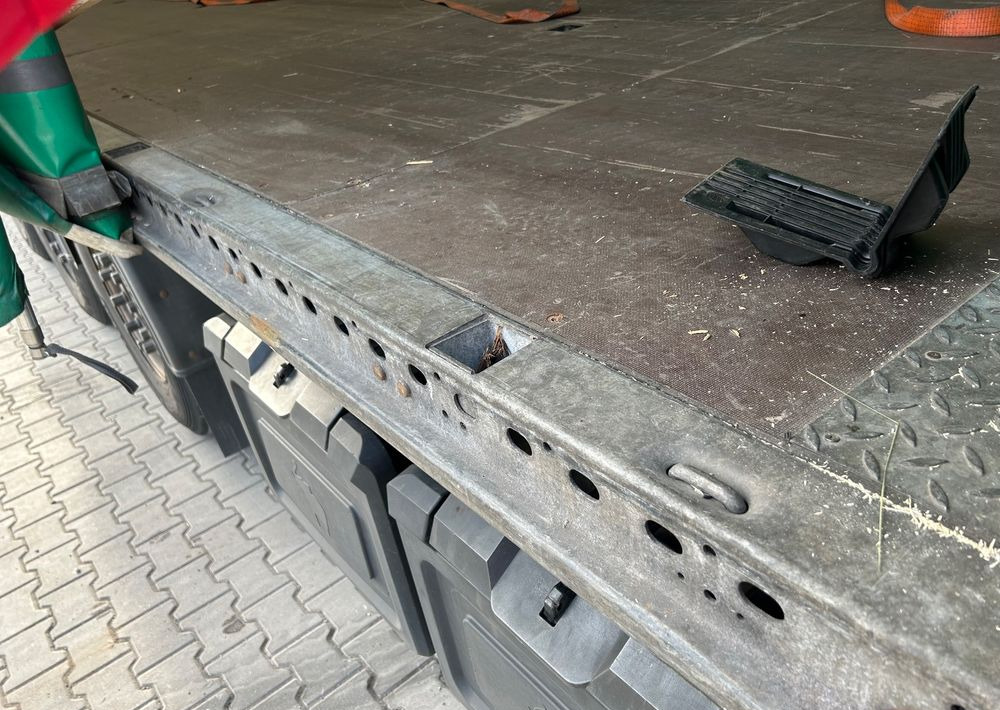 Schmitz Cargobull Standard 5x2018 podnoszony dach z Niemiec / OŚ PODNOSZONA / ładne opony / od pierwszego właściciela / OKAZJA - نصف مقطورة ستارة: صورة 4 Schmitz Cargobull Standard 5x2018 podnoszony dach z Niemiec / OŚ PODNOSZONA / ładne opony / od pierwszego właściciela / OKAZJA - نصف مقطورة ستارة: صورة 4