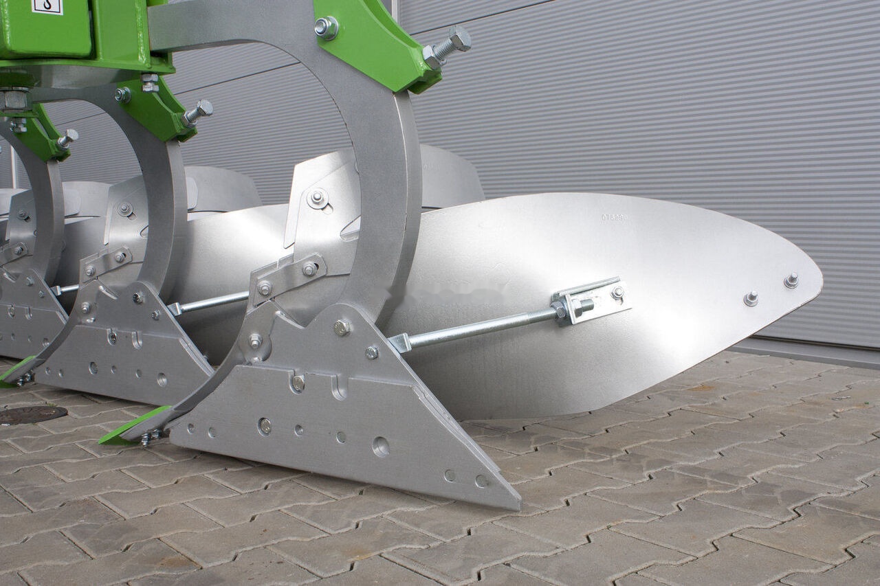 Bomet U068/1 3+1 korpus: 30-50cm, 1,20 – 2,00m jednobelkowy Libra - محراث: صورة 5 Bomet U068/1 3+1 korpus: 30-50cm, 1,20 – 2,00m jednobelkowy Libra - محراث: صورة 5