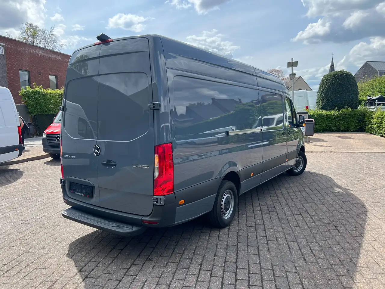 Mercedes-Benz Sprinter 315 L3H2 RWD (34.750€ex) CAMERA|MBUX| SENSOR - فان: صورة 4 Mercedes-Benz Sprinter 315 L3H2 RWD (34.750€ex) CAMERA|MBUX| SENSOR - فان: صورة 4