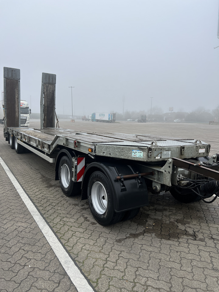 MÜLLER MITTELTAL T4 PROFI 40,0 - مقطورة مسطحة منخفضة: صورة 2 MÜLLER MITTELTAL T4 PROFI 40,0 - مقطورة مسطحة منخفضة: صورة 2