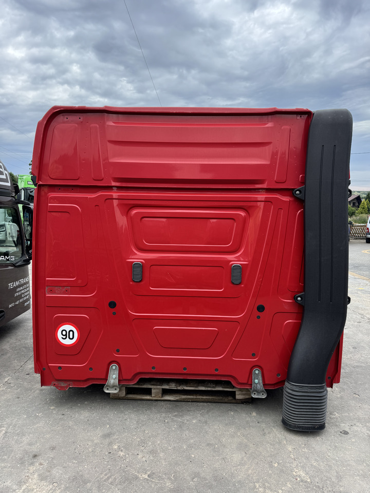 Mercedes-Benz ACTROS MP 4 2018 ROK truck - كابينة - شاحنة: صورة 5 Mercedes-Benz ACTROS MP 4 2018 ROK truck - كابينة - شاحنة: صورة 5