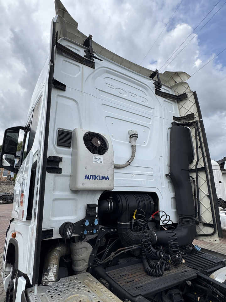 FORD F-MAX TRUCKS 500 - كابينة: صورة 5 FORD F-MAX TRUCKS 500 - كابينة: صورة 5