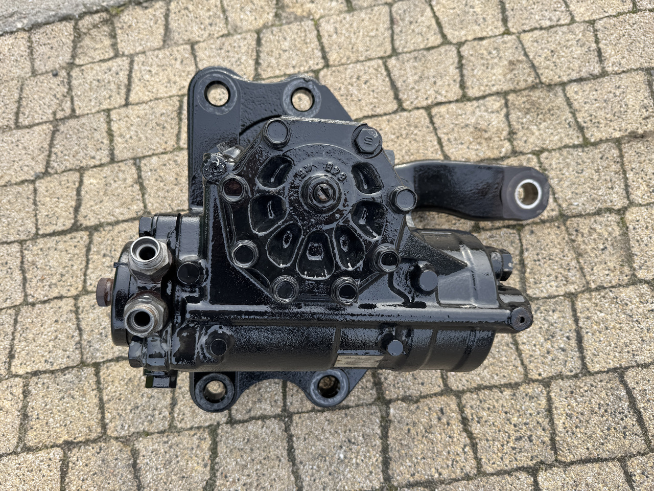 Ford F-Max 500 - عمود التوجيه: صورة 1 Ford F-Max 500 - عمود التوجيه: صورة 1