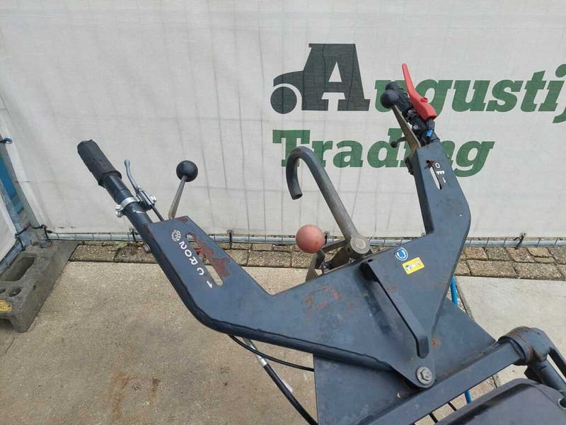 Bucher M 330 KL - ماكينات قطع الحشائش الغابات: صورة 5 Bucher M 330 KL - ماكينات قطع الحشائش الغابات: صورة 5