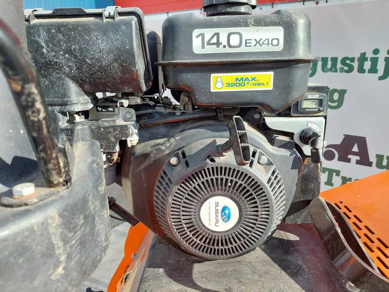 Eliet Prof 5 trailer - قاطعة الأخشاب: صورة 3 Eliet Prof 5 trailer - قاطعة الأخشاب: صورة 3