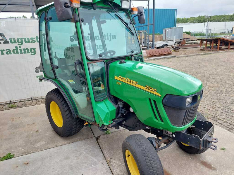 John Deere 2320 - جرار: صورة 4 John Deere 2320 - جرار: صورة 4