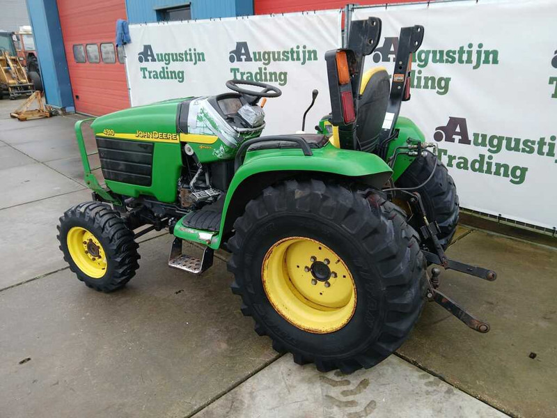 John Deere 4310 - جرار: صورة 1 John Deere 4310 - جرار: صورة 1