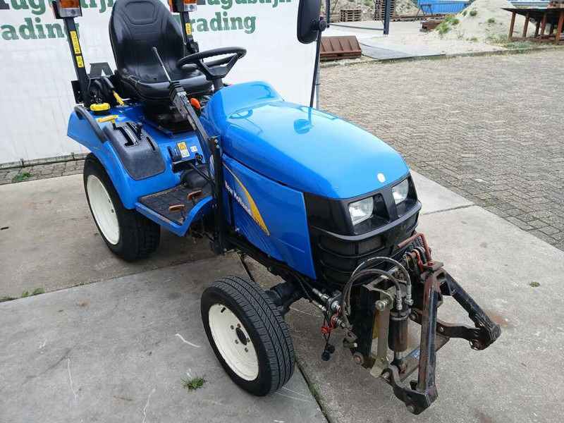 New Holland TC 21D - جرار صغير: صورة 5 New Holland TC 21D - جرار صغير: صورة 5