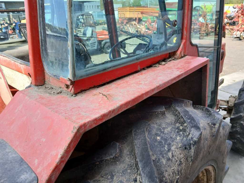 Renault 781-4 - جرار: صورة 2 Renault 781-4 - جرار: صورة 2