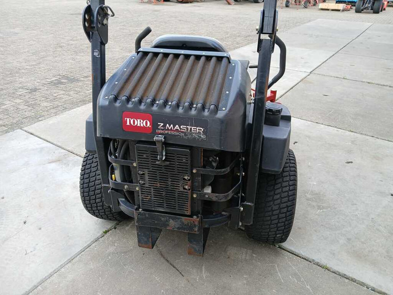 Toro Z master 7200 - جزازة أعشاب الحدائق: صورة 3 Toro Z master 7200 - جزازة أعشاب الحدائق: صورة 3