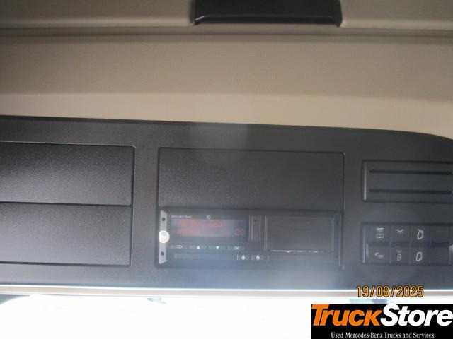 وحدة جر Mercedes-Benz Actros 1845 LS nRL: صورة 7