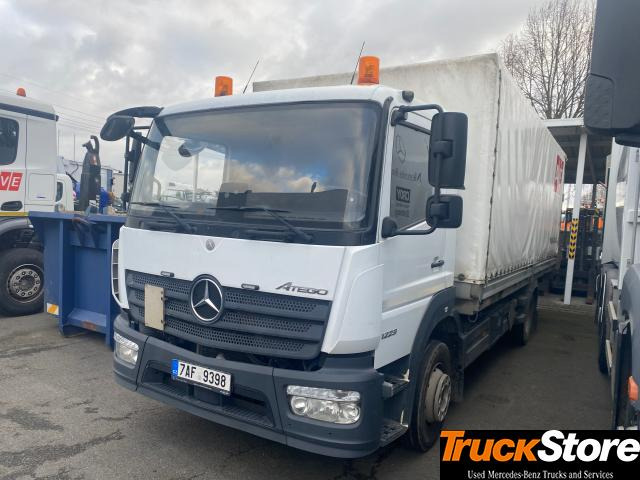 Mercedes-Benz Atego 1223 L - شاحنة ستارة: صورة 2 Mercedes-Benz Atego 1223 L - شاحنة ستارة: صورة 2